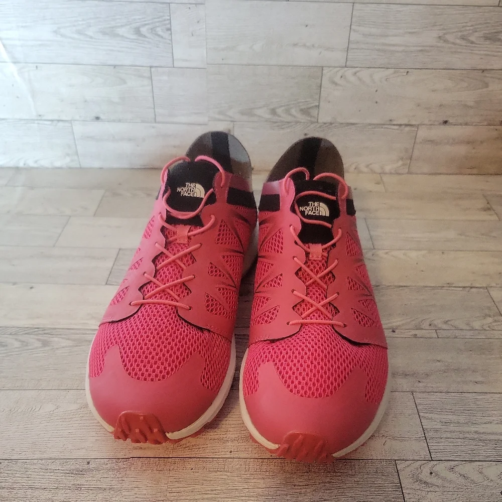 The North Face Womens Light‎ Wave Shoes Size 10.5 Vibram Sole Lace Up Sneakers